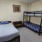 Nimman Rinkam Hostel